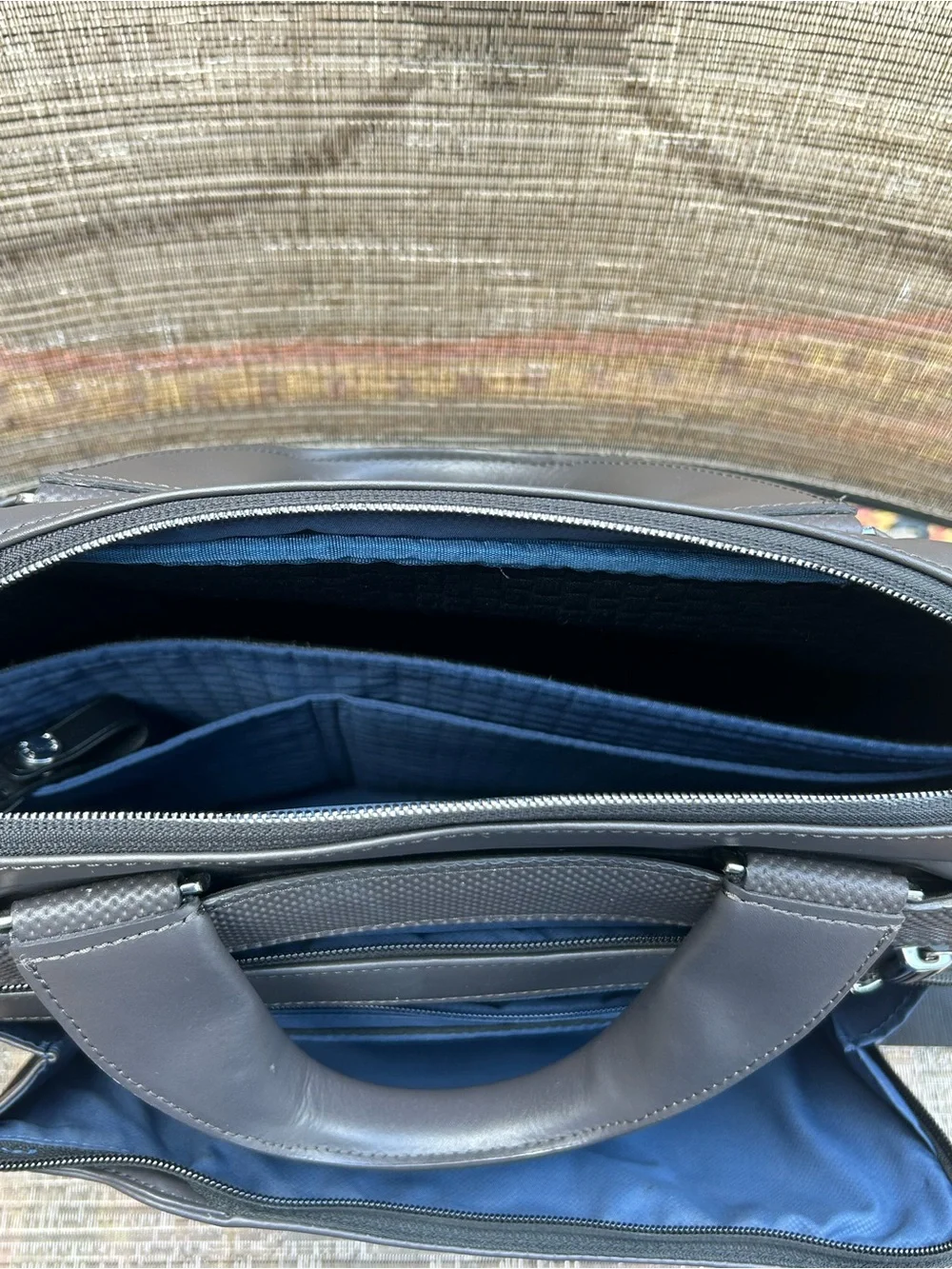 Tumi Saweyr Arrive Taupe 16” Men's Laptop Briefcase Top Handles Shoulder Strap